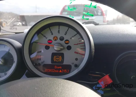 2010 Mini Cooper S from USA, damaged, VIN WMWMS3C51ATY50740